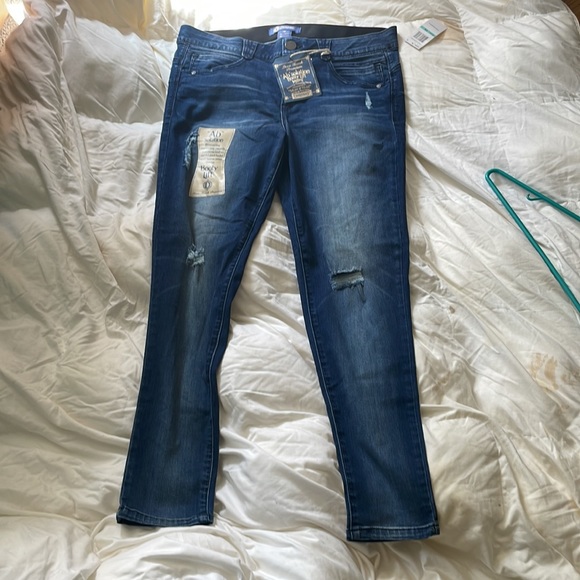 Blazer jacket. It’s purple. Great for work attire. - Picture 2 of 5